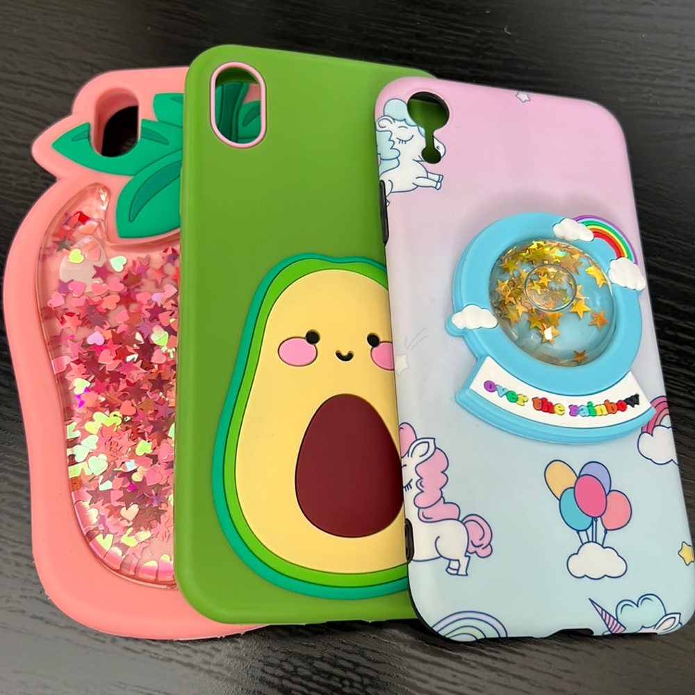 iPhone XR case bundle - Picture 1 of 4